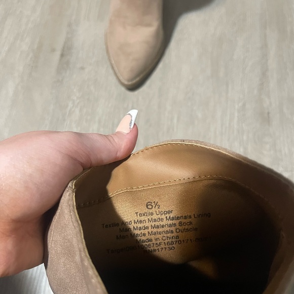 boots with heels, size 6.5 - Picture 3 of 3